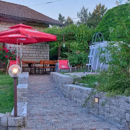 Pocitniska Hisa Miklavcic Primorska Nyaraló *