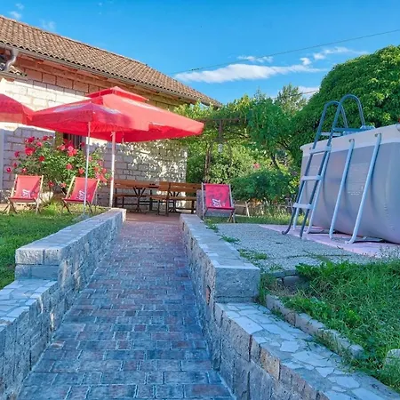 Pocitniska Hisa Miklavcic Primorska