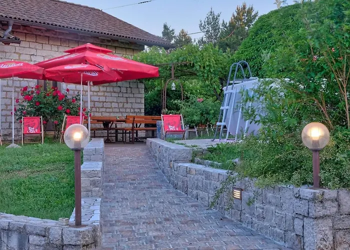 Pocitniska Hisa Miklavcic Primorska Casa vacanze *